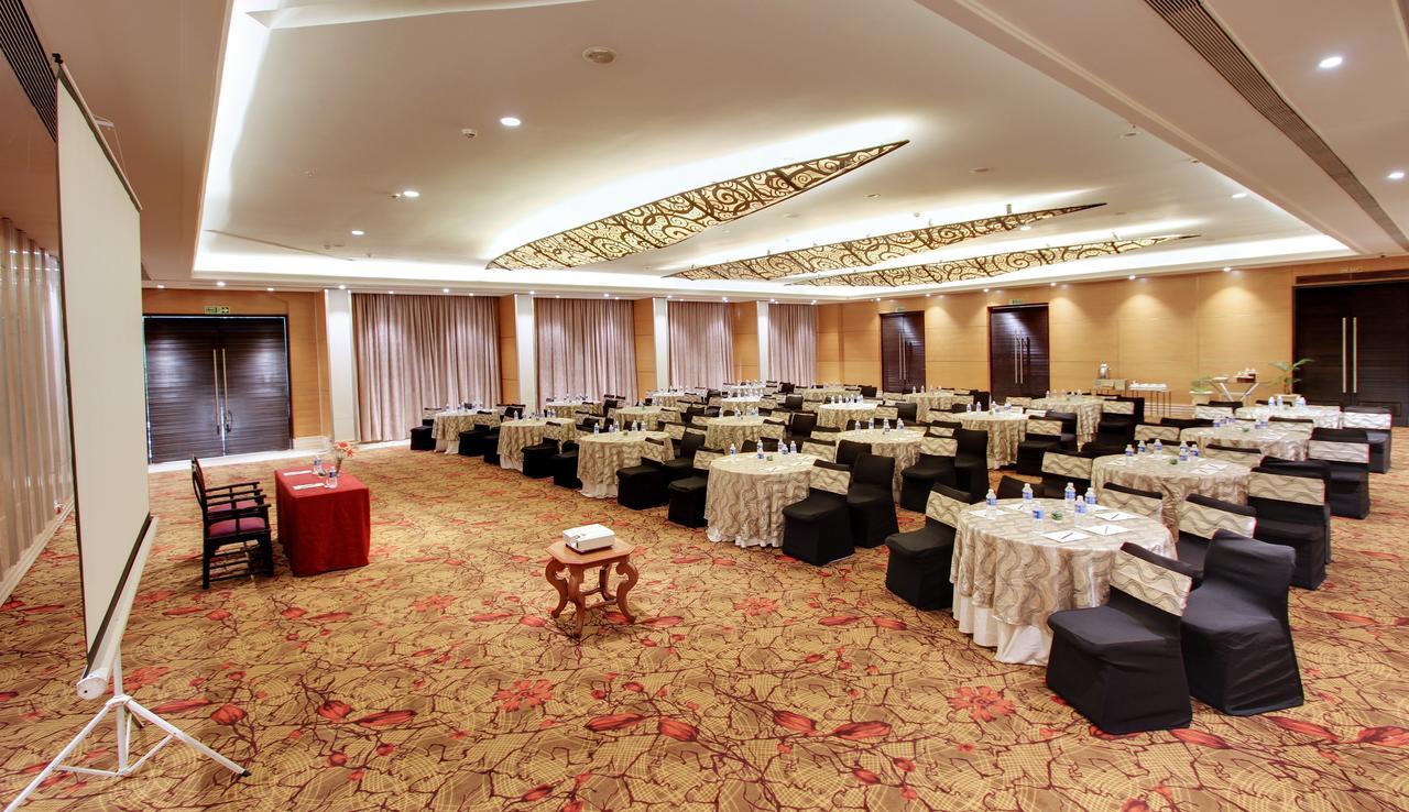 Hotel Royal Orchid Bangalore Exterior foto